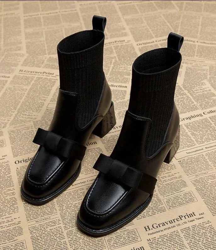Rut | Bota con Lazo en Negro Liso o Aterciopelado
