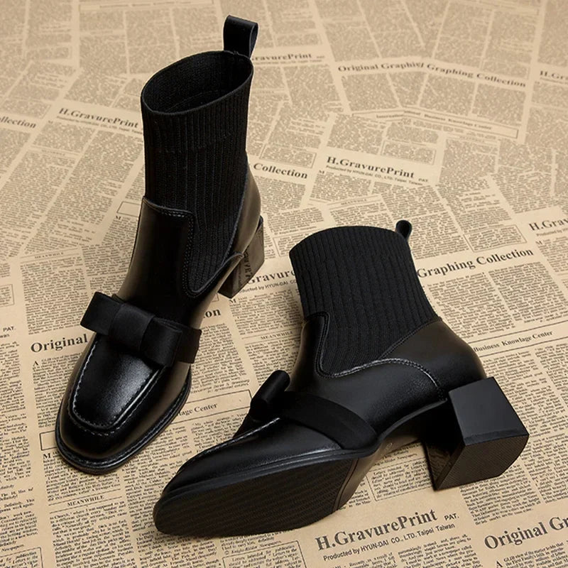 Rut | Bota con Lazo en Negro Liso o Aterciopelado