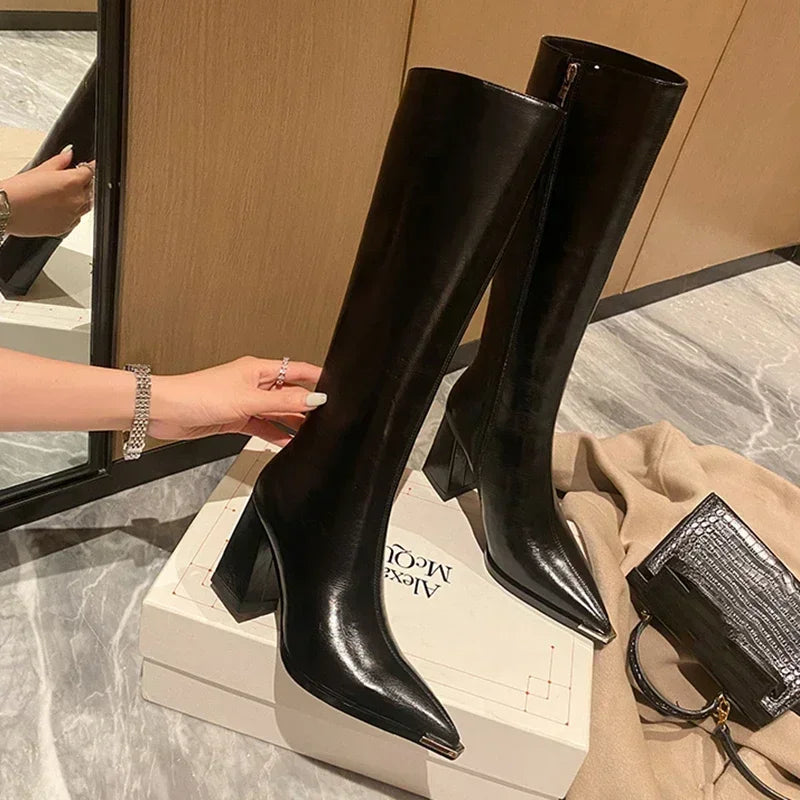 Carmina | Bota con Cuña Oculta