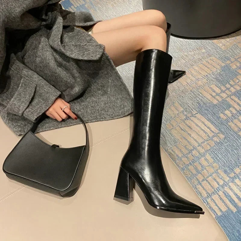 Carmina | Bota con Cuña Oculta