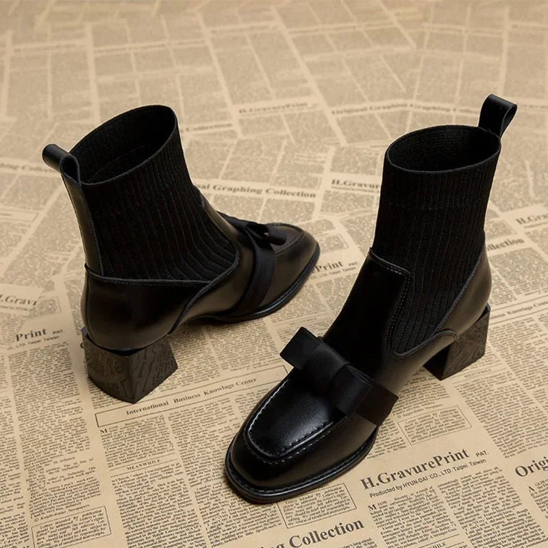 Rut | Bota con Lazo en Negro Liso o Aterciopelado