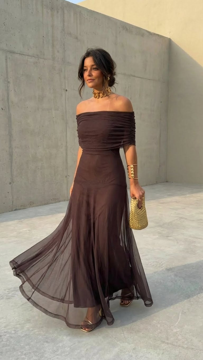 Candela | Vestido Largo Fluido con Hombros Descubiertos Marrón