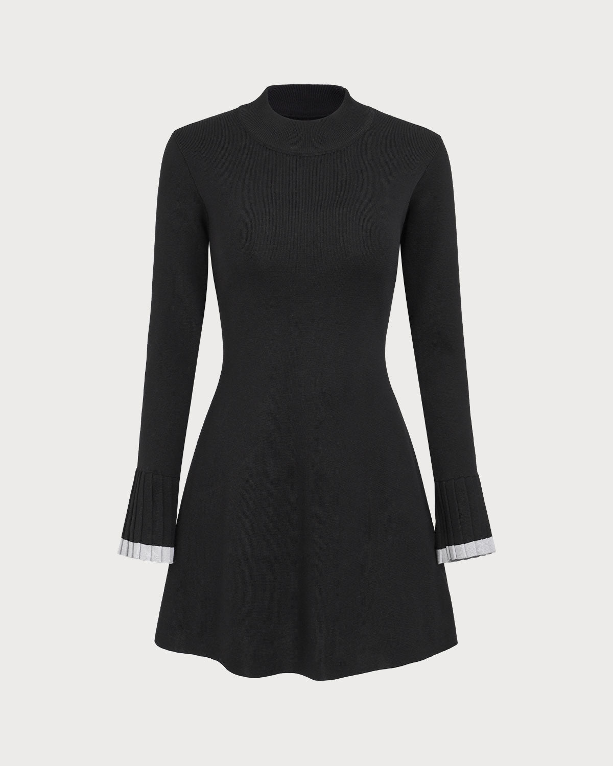 Silvia | Vestido Corto Negro de Punto con Detalles en Contraste y Manga Larga