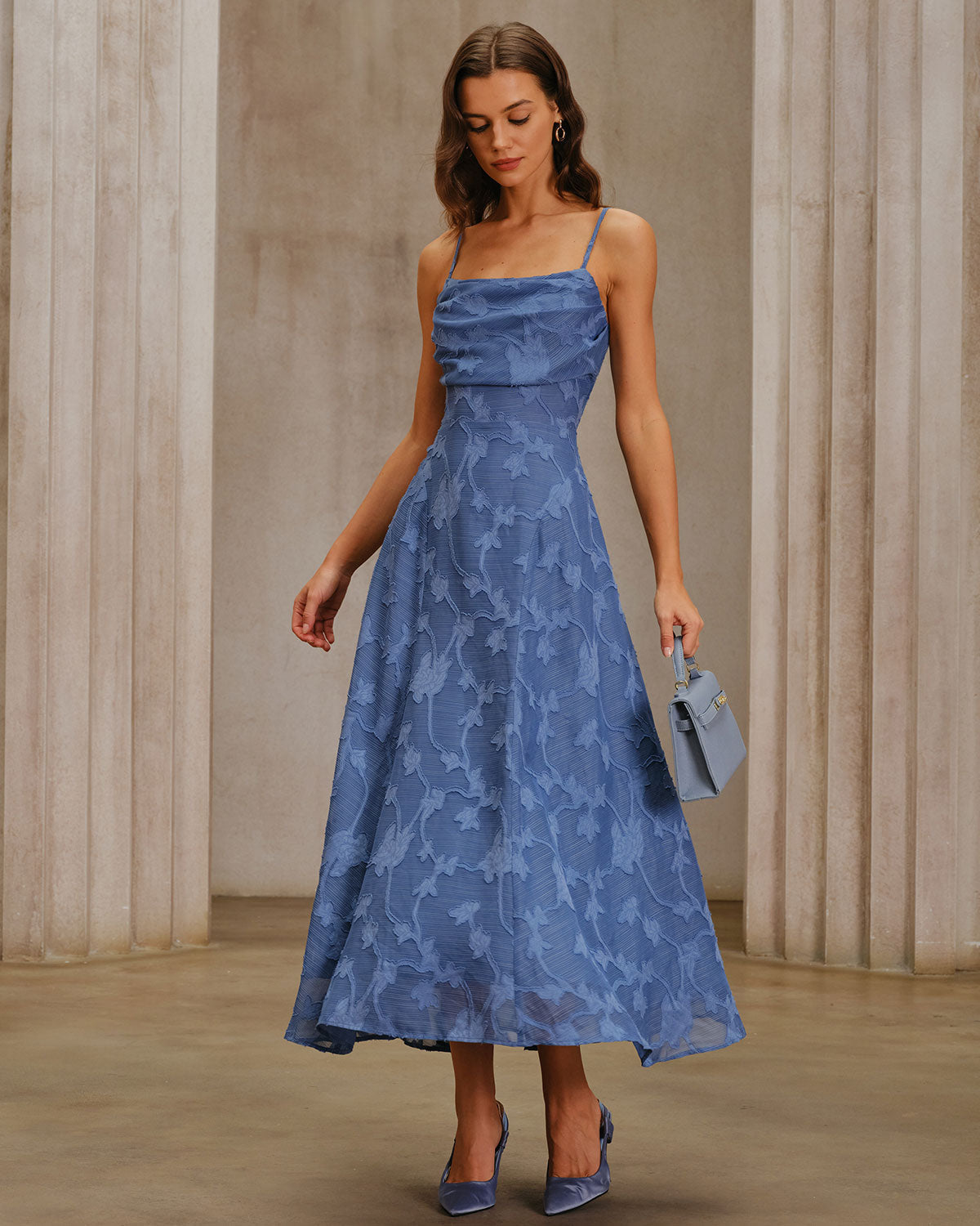 Paloma | Vestido Largo de Jacquard Floral Azul Mujer Escote Cuadrado Tirantes
