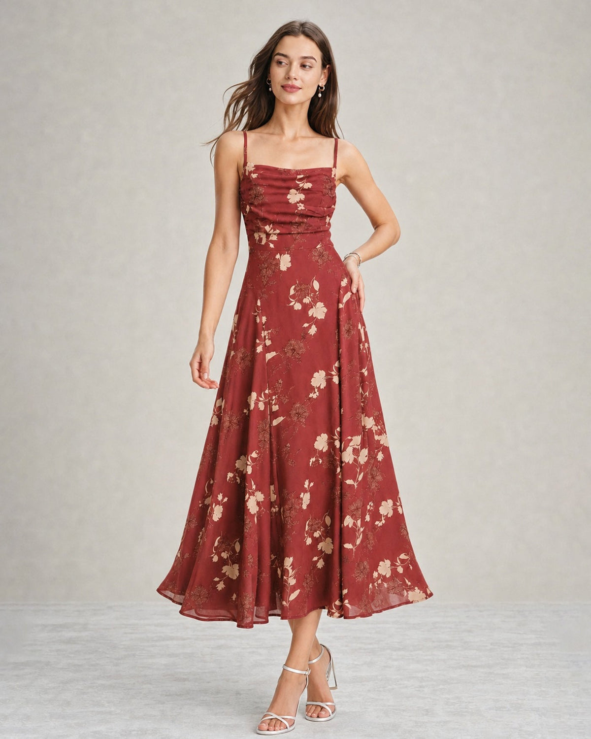 Soledad | Vestido Largo Maxi Floral con Escote Cuadrado Cruzado en Rojo