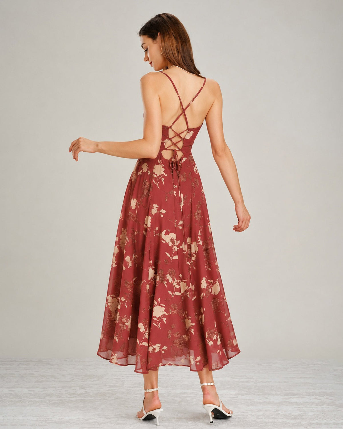 Soledad | Vestido Largo Maxi Floral con Escote Cuadrado Cruzado en Rojo